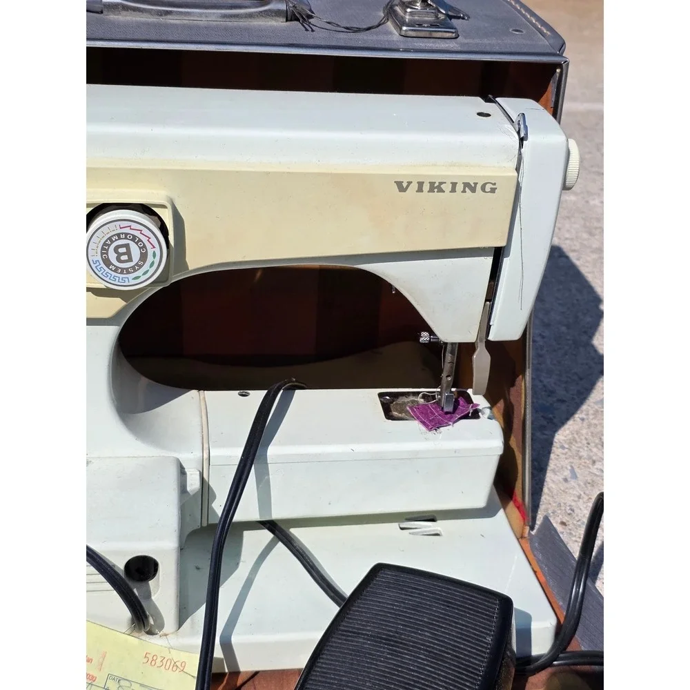 Husqvarna Viking 6030 Sewing Machine Made in Sweden with Case and Manual Vintage